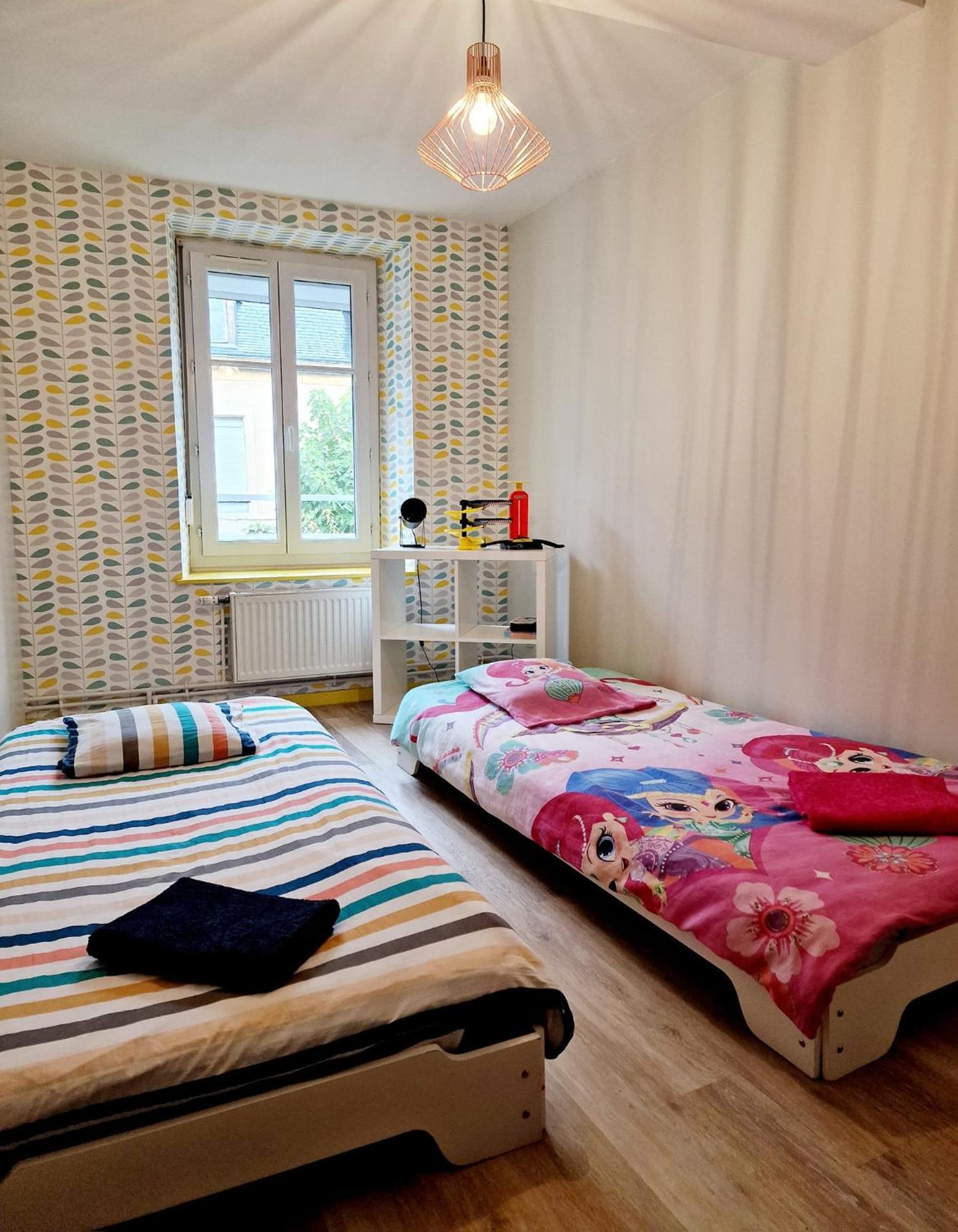 Gite De Vac'S Et D'Affaires A Monthermé Buitenkant foto